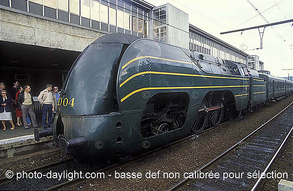 chemin de fer - railway